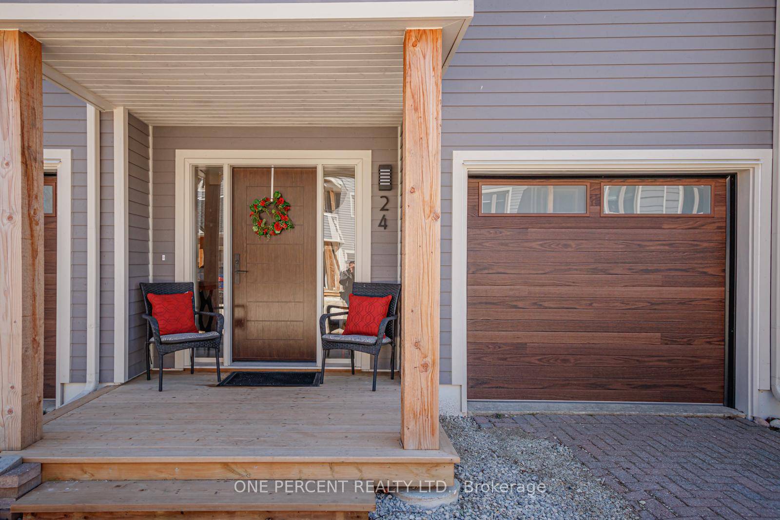 Welcome to 24 Starboard, nestled in THE DOCKSIDE WATERFRONT VILLAGE, this executive 3 storey townhome, with finished lower level, boasts 4 bedrooms, 3 bathrooms and extensive upgrades.