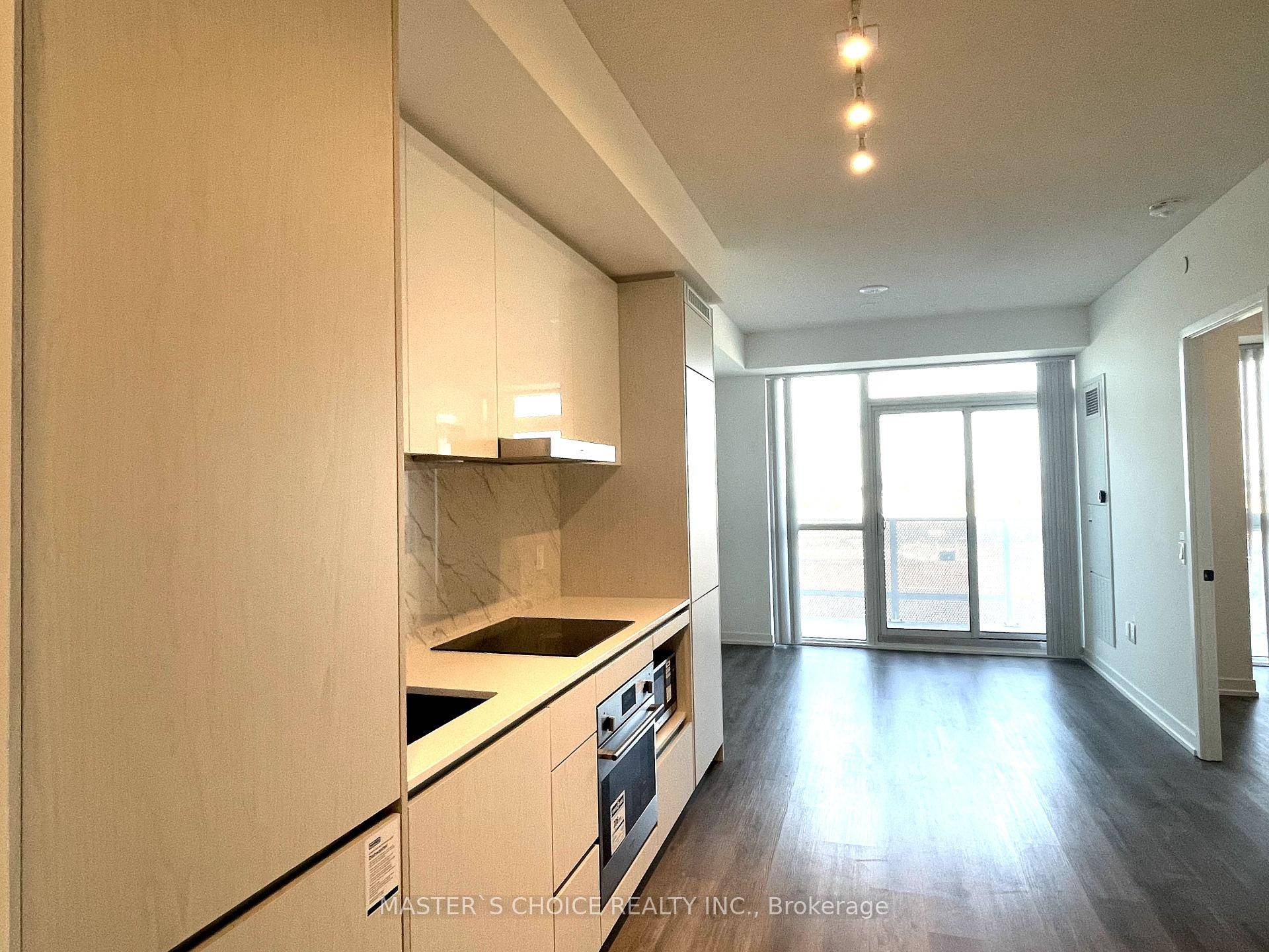 Brand New Condo for leasing.