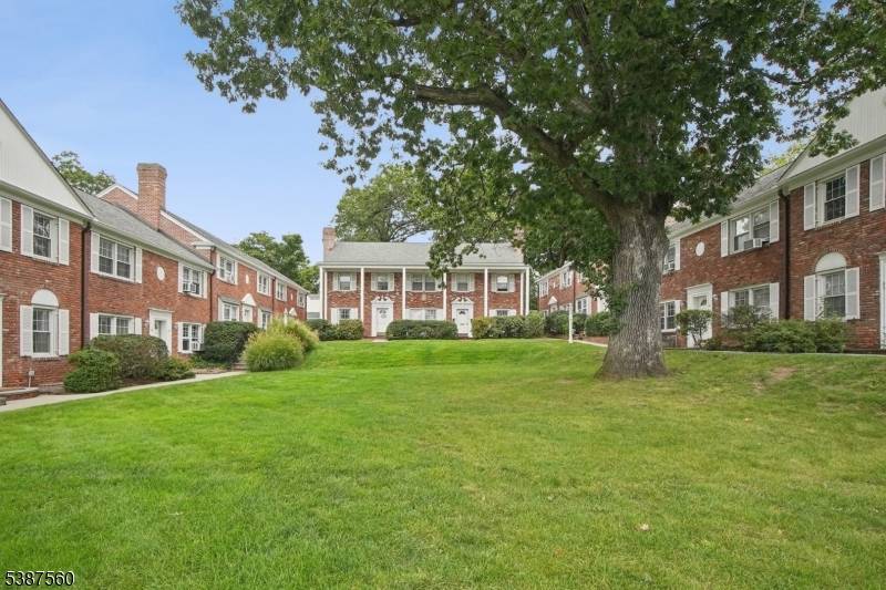 Discover a beautifully renovated, multi floor 2 bedroom, 1 bath apartment just minutes from Summit's train station, shops, restaurants, and the highly rated Lincoln Hubbard Elementary School.