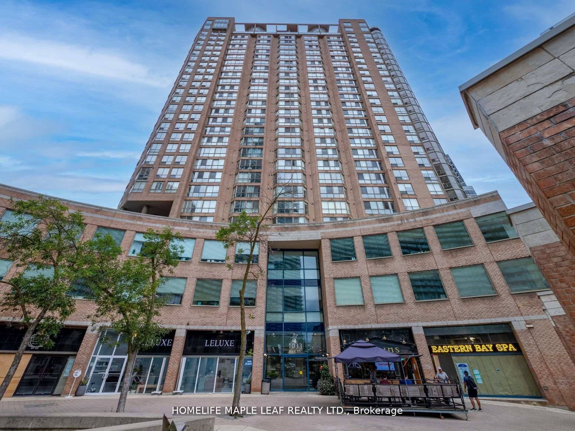 PRESENTING A FANTASTIC OFFICE SPACE FOR SALE IN ONE OF THE TORONT'S MOST PRESTIGIOUS LOCATION.