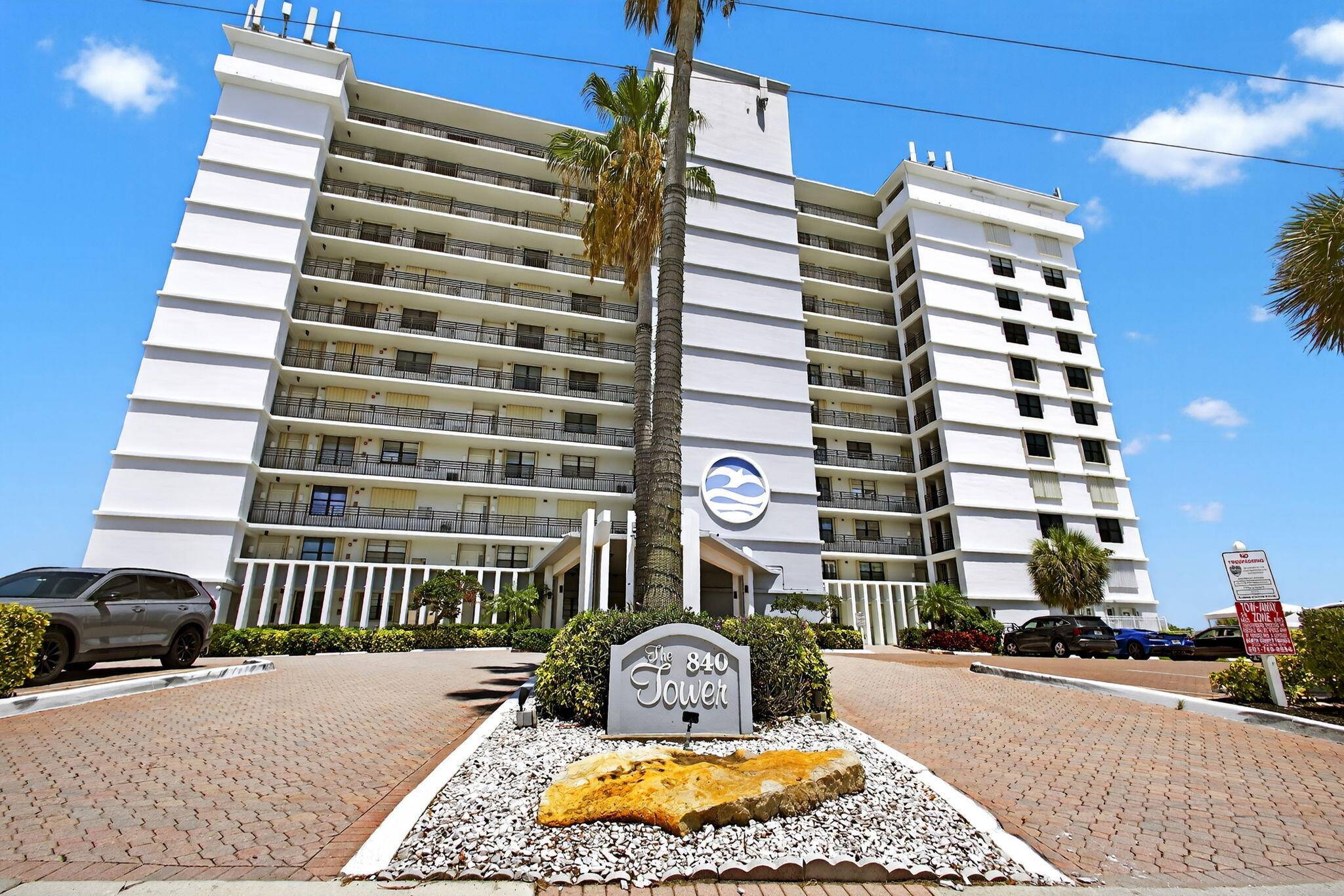 840 Ocean Drive Condo Palm Beach