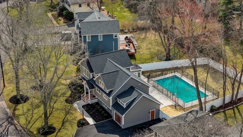 Newly renovated expanded in 2025, this home boasts modern finishes, luxurious features, convenient layout for everyday functional living, entertainment spaces, a fantastic location w in a super desirable neighborhood in ...