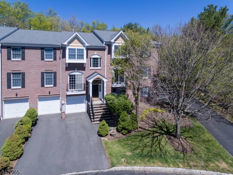 A Rare Opportunity ! Experience a Remarkable Lifestyle when you Reside at this Spectacular Prestigious Sought After High Point Community.