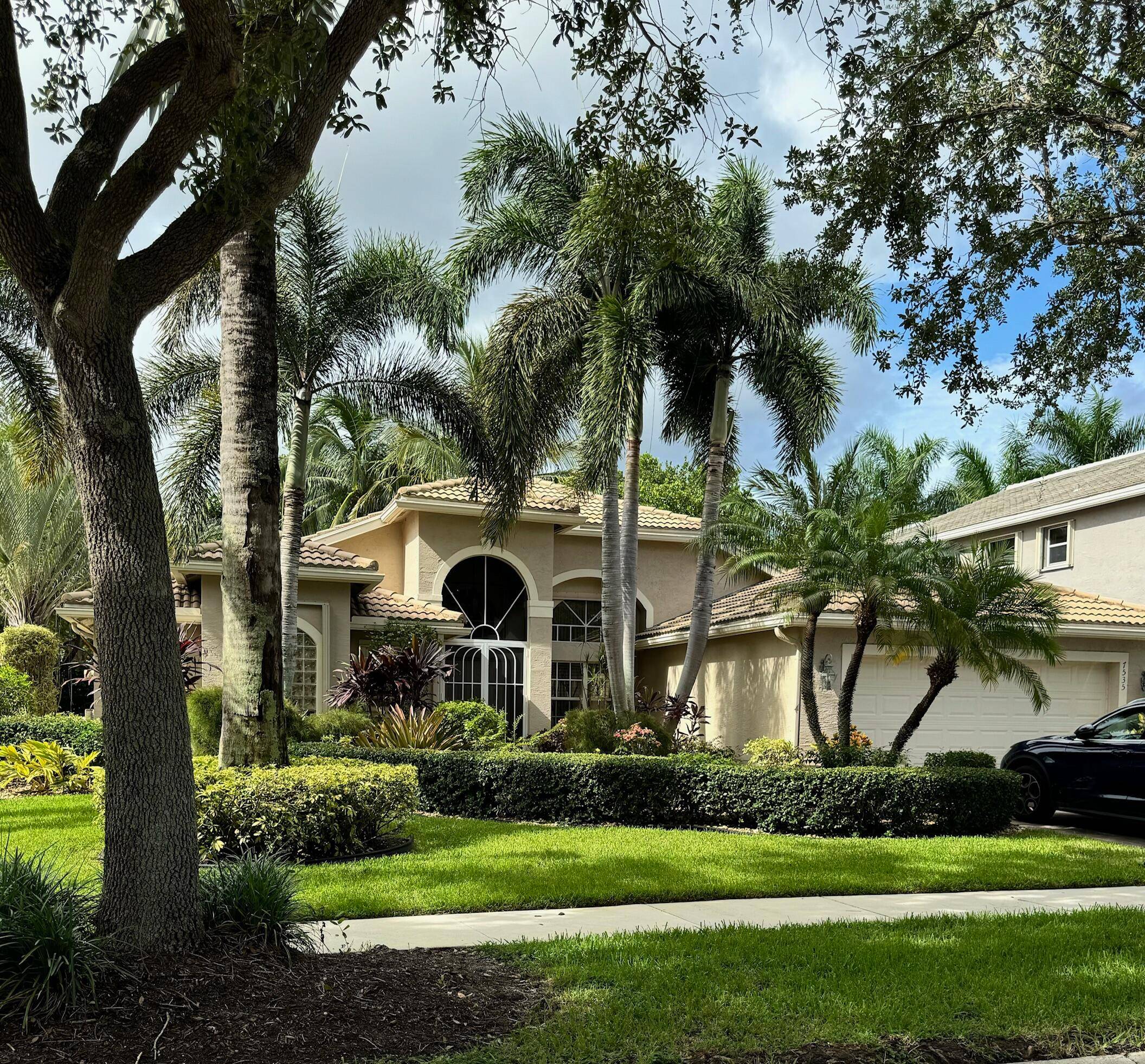 One of a Kind Custom Home Oversized Lot Discover luxury and elegance in this fully customized, one of a kind home set on an oversized lot.