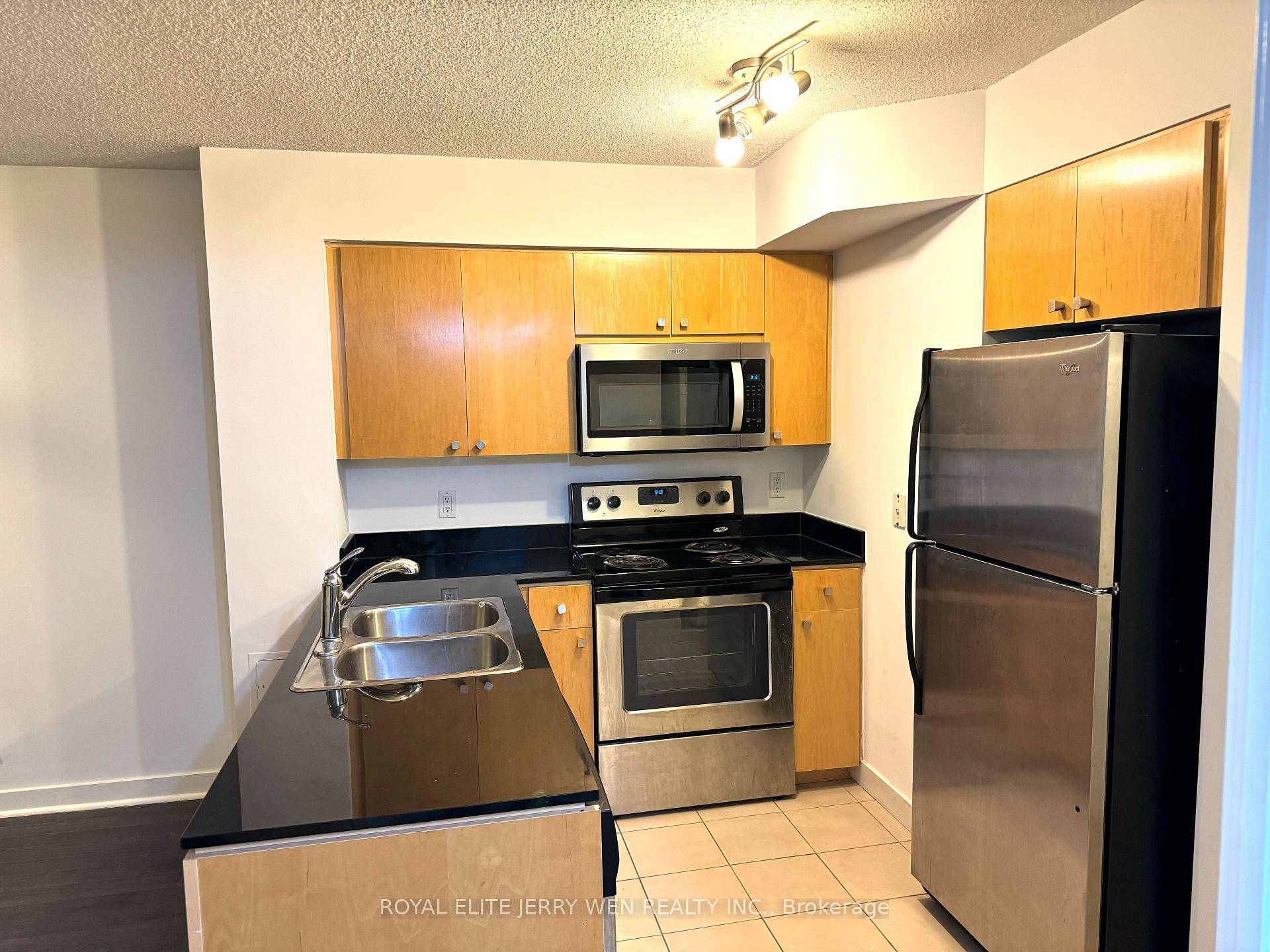 Located in the heart of downtown Toronto, 373 Front St West offers a prime urban living opportunity just steps from The Well, CN Tower, Rogers Centre, Union Station, and the ...