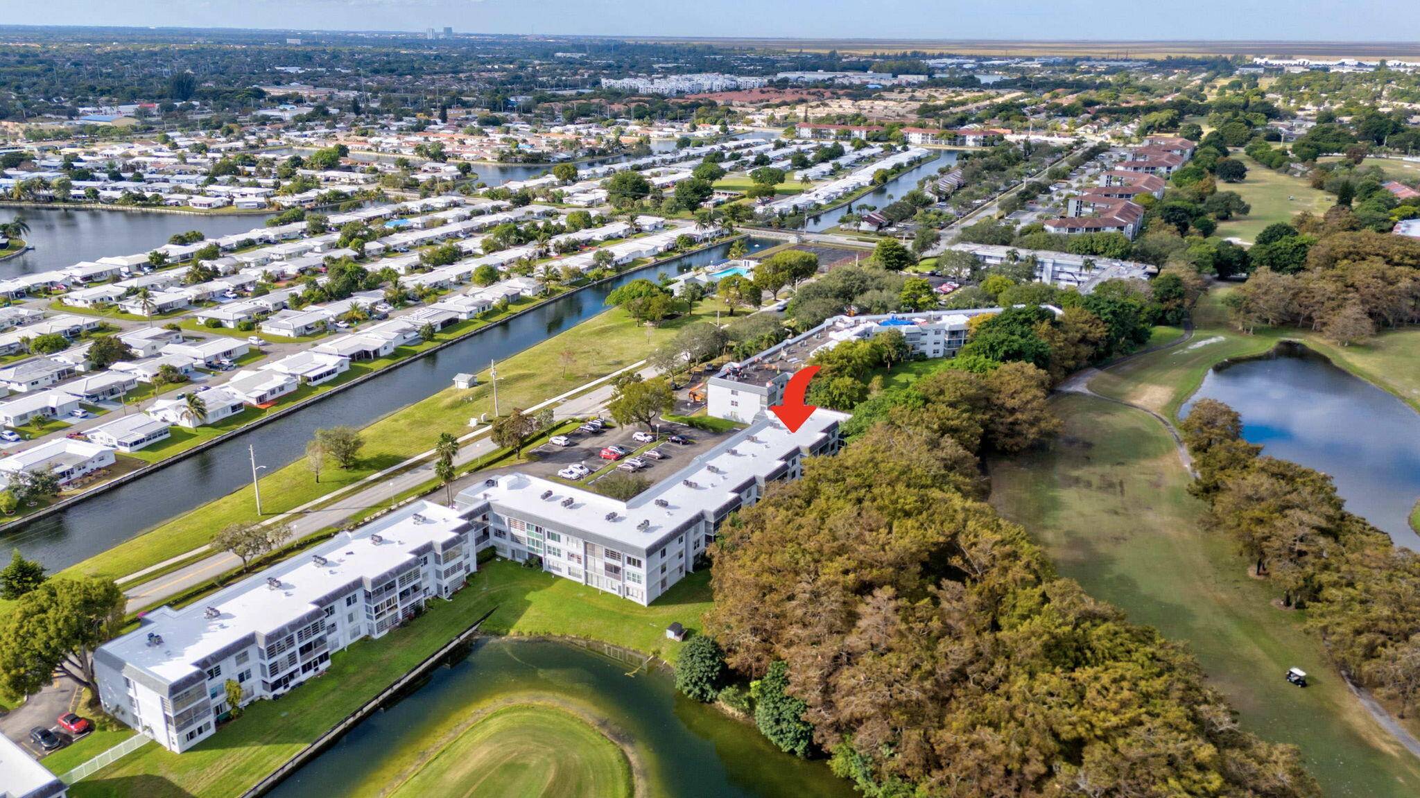 Unit B303 Spacious 2 2 current assessment includes roof 2024last year of 137.