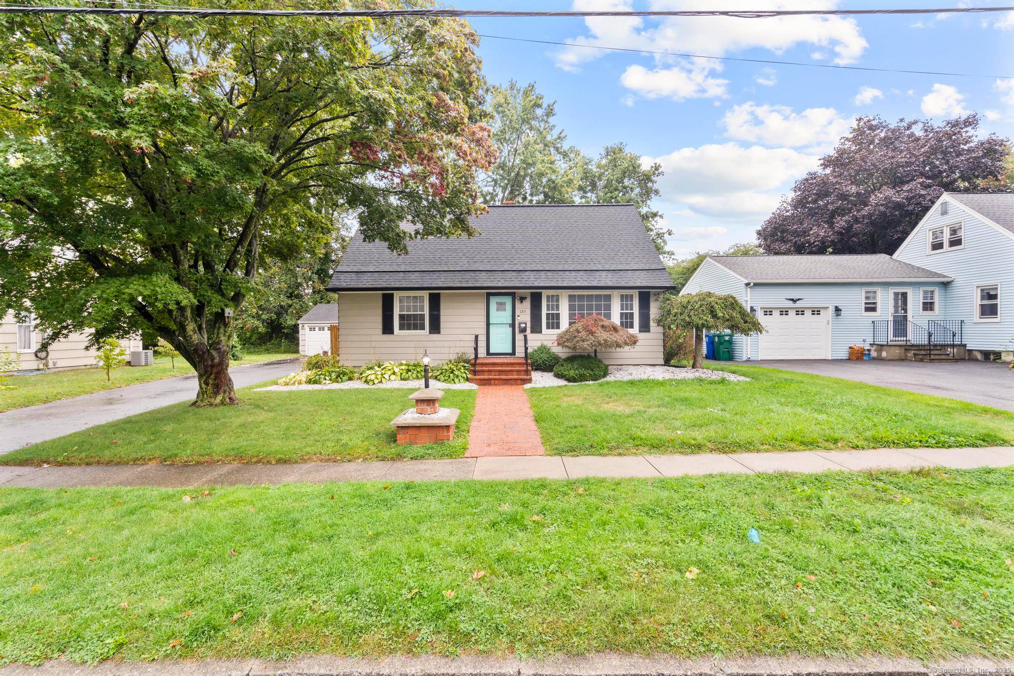 Welcome to this charming and well maintained home located in one of Stratford's most desirable neighborhoods.