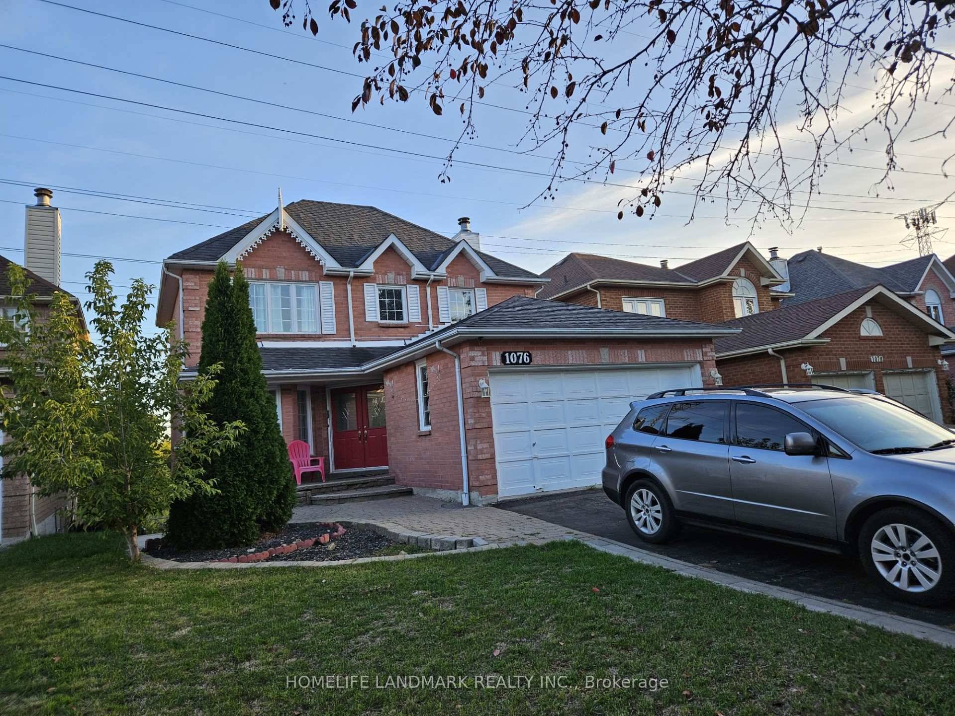 One bedroom unit with kitchen and washroom in the walk out basement of a beautiful detached 2 storey home, located on a desirable and quiet street in the Maple Ridge ...