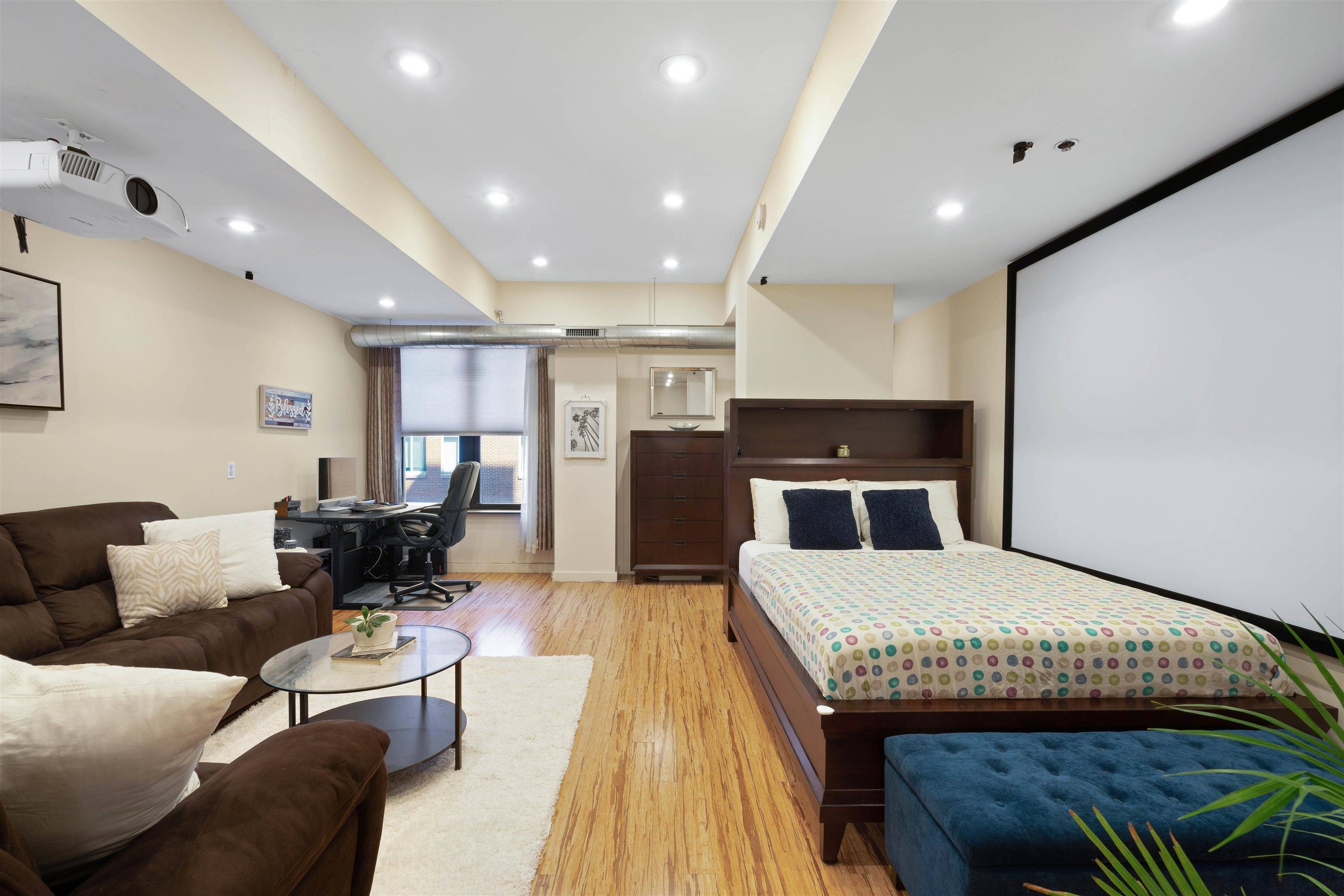 Hamilton Park Apartments For Sale