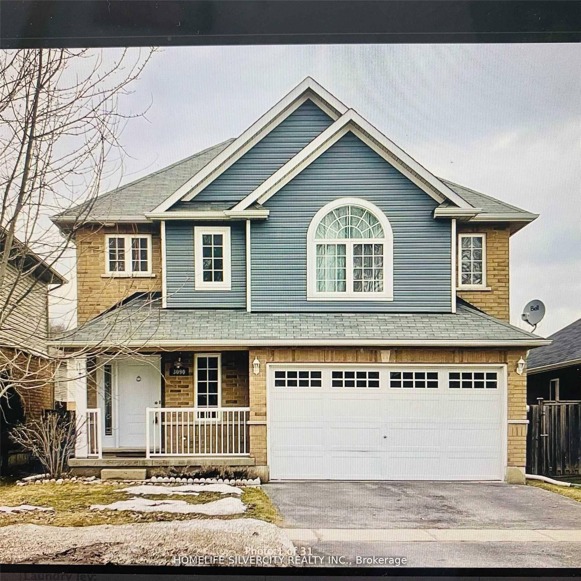 Welcome To 3090 Stone Ridge Blvd Modern Home Is Perfect For Family For 4 Or 5.