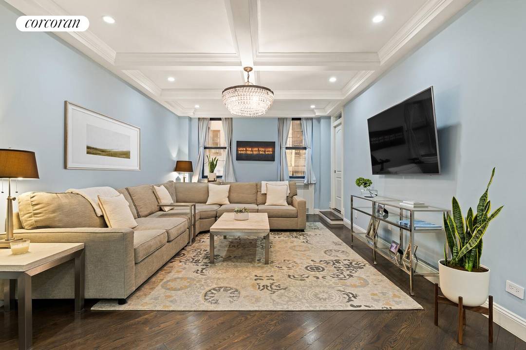 Brought to market by Nicolle Nowitz of The Corcoran Group.