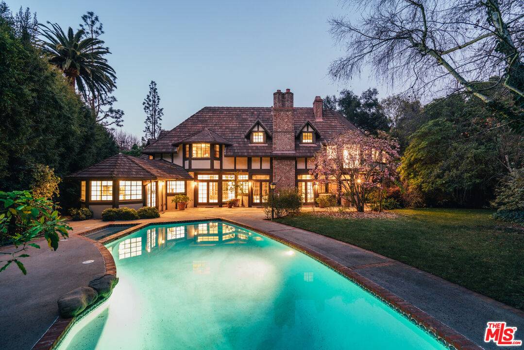 1509 STONE CANYON RD 4BR Bel Air La