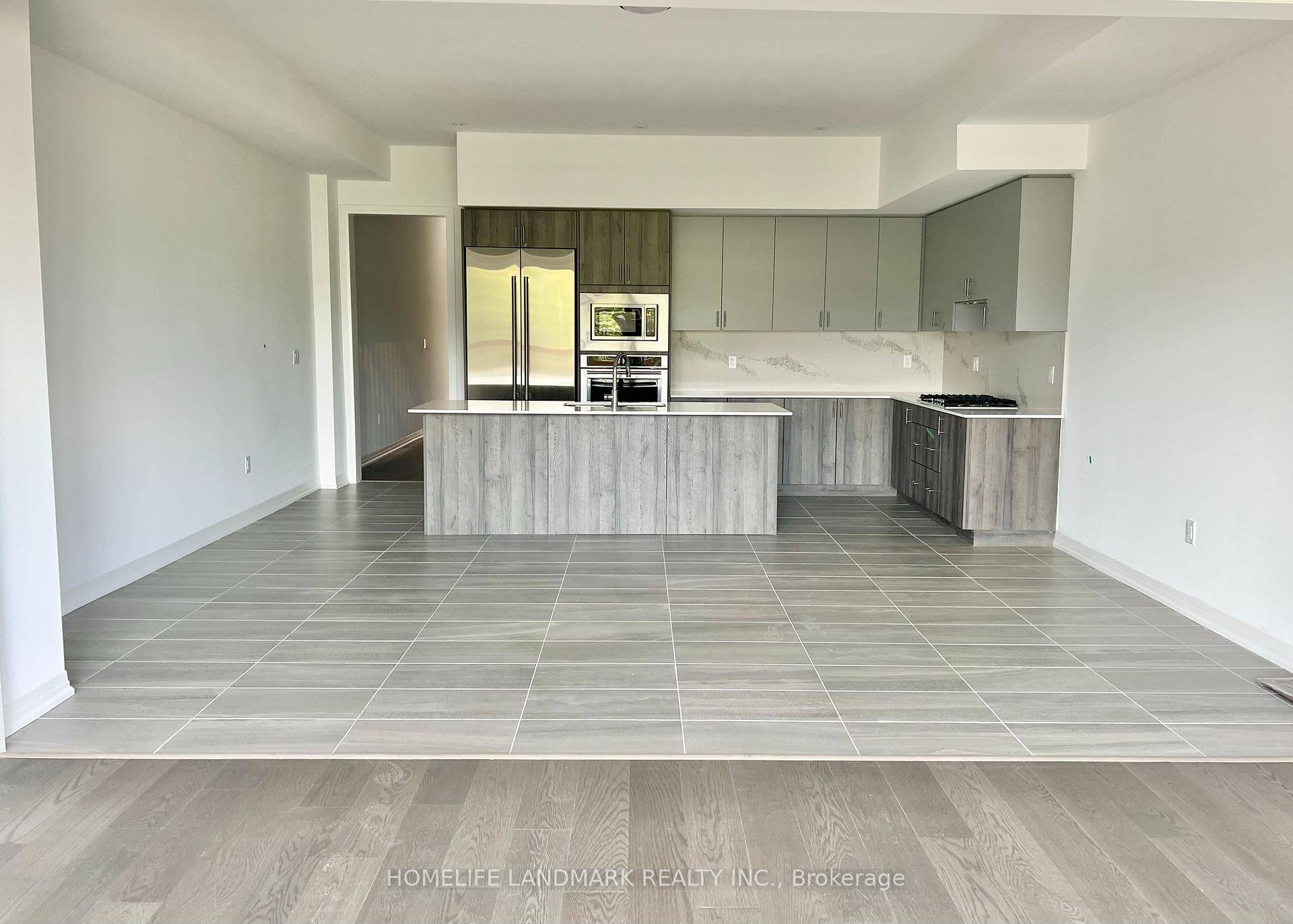 New Luxury Townhouse In Heart of Buttonville, Back on ravine, Beautifully Designed 2 Master Bedrooms Townhome With A Walk Out Basement, Total 2958 sqft Open Concept Living Area, 10 Feet ...