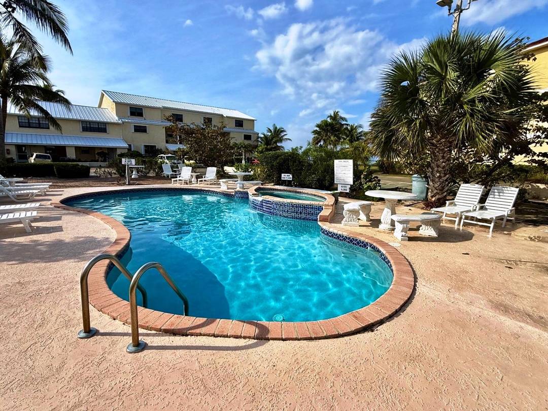 PORT OF CALL VILLAS Condo Grand-Bahama-Freeport