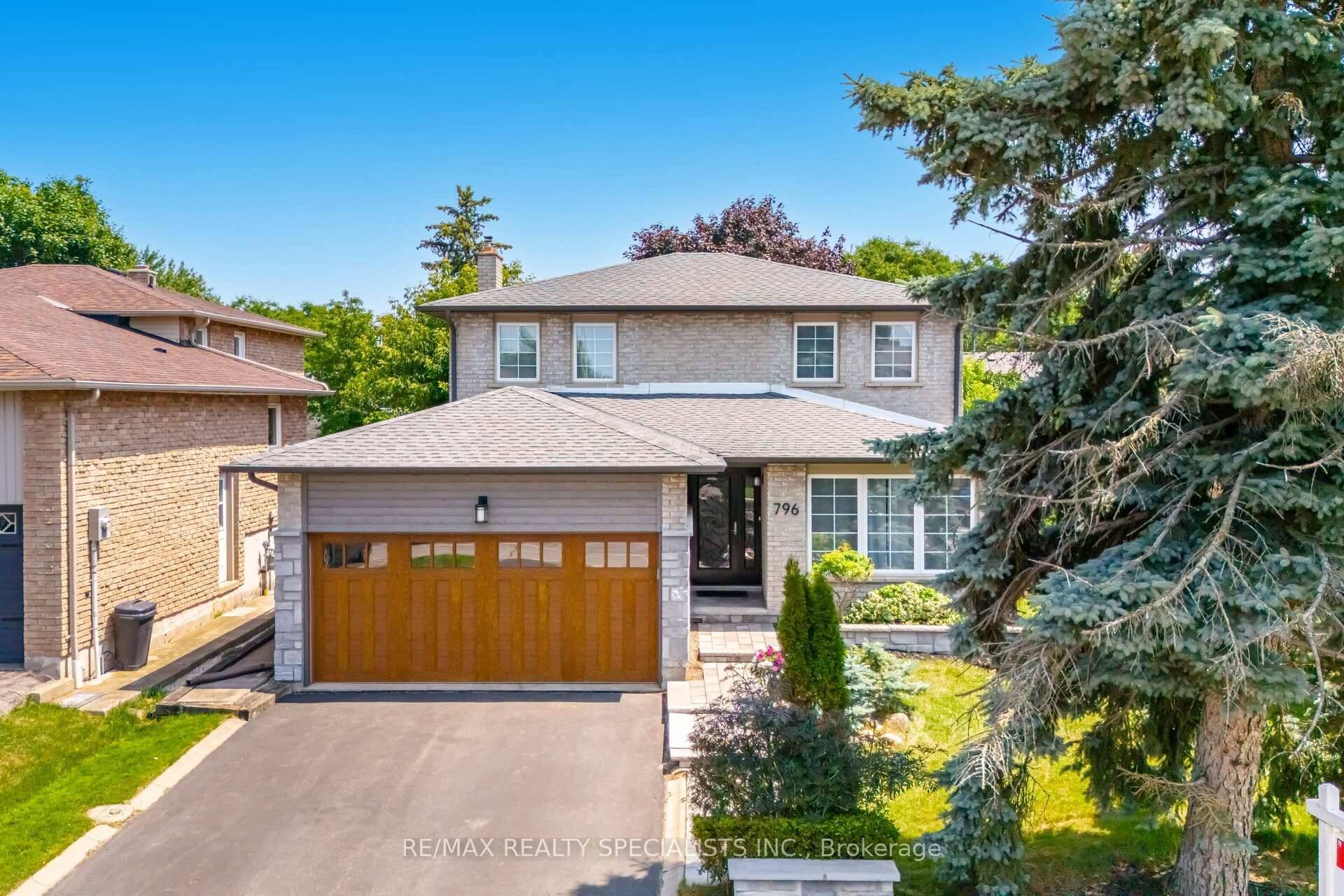 Welcome to 796 Childs Drive Your Private Backyard Oasis in Timberlea nestled in the highly sought after, nature filled Timberlea neighbourhood, this beautifully maintained family home offers the perfect balance ...