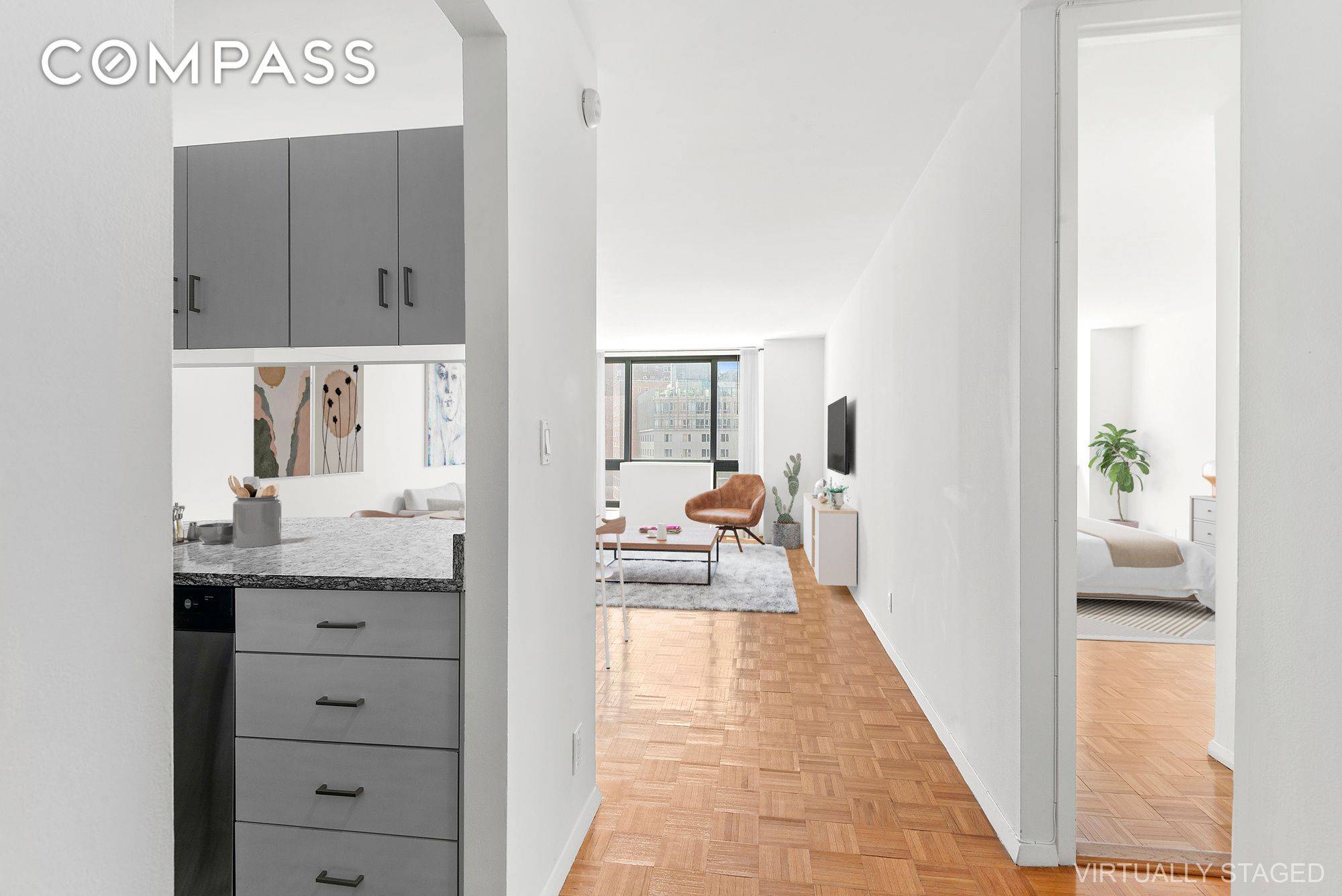 Large 1 bedroom apartment in a full service, luxury condo building in the heart of Union Square with open city views.