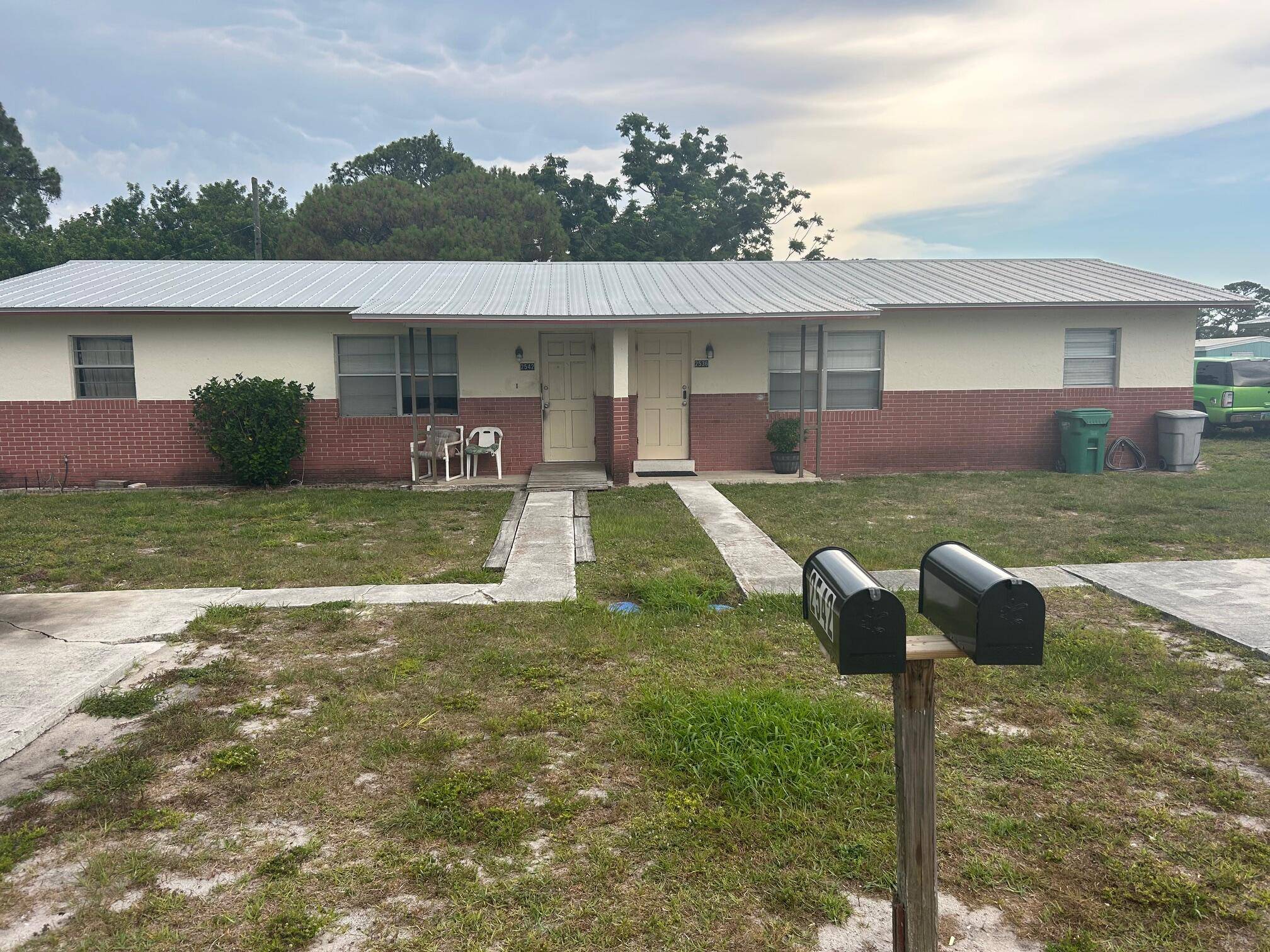 Charming duplex provides immediate and consistent rental income !