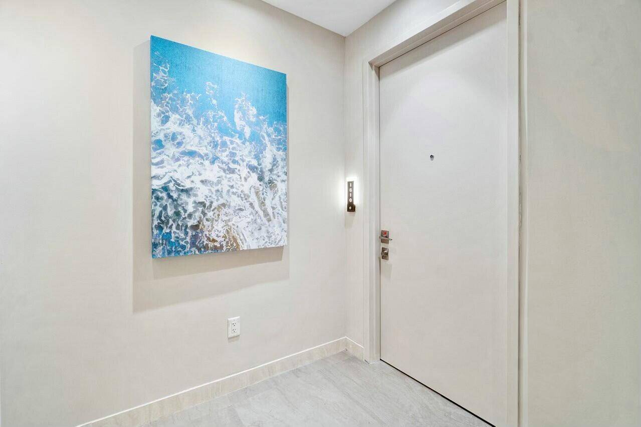 Live the Dream at Amrit Ocean Resort Residences and enjoy breathtaking ocean and intracoastal views !