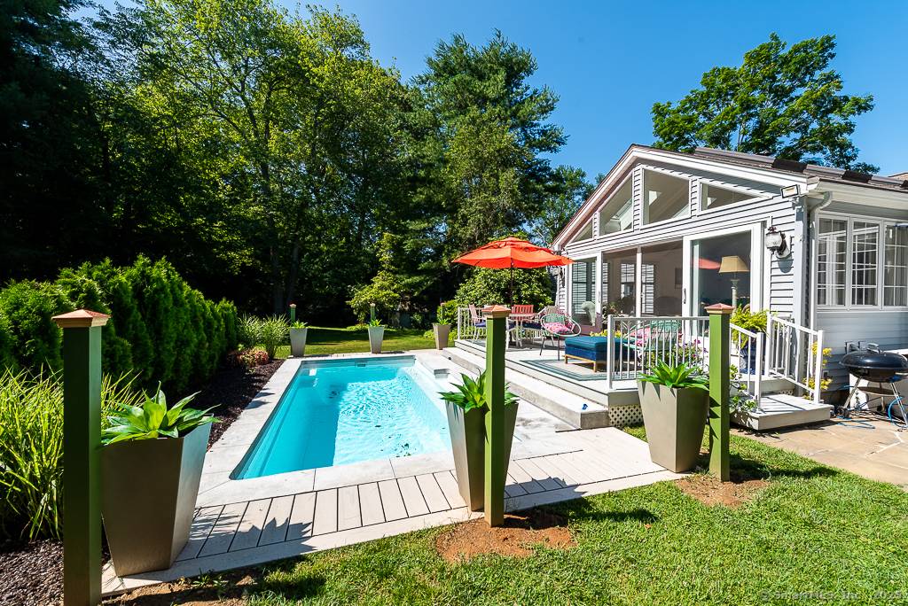 Love to entertain, or just spend time relaxing in your extensive living areas, including the newly added inground pool with deck and patio surround ?