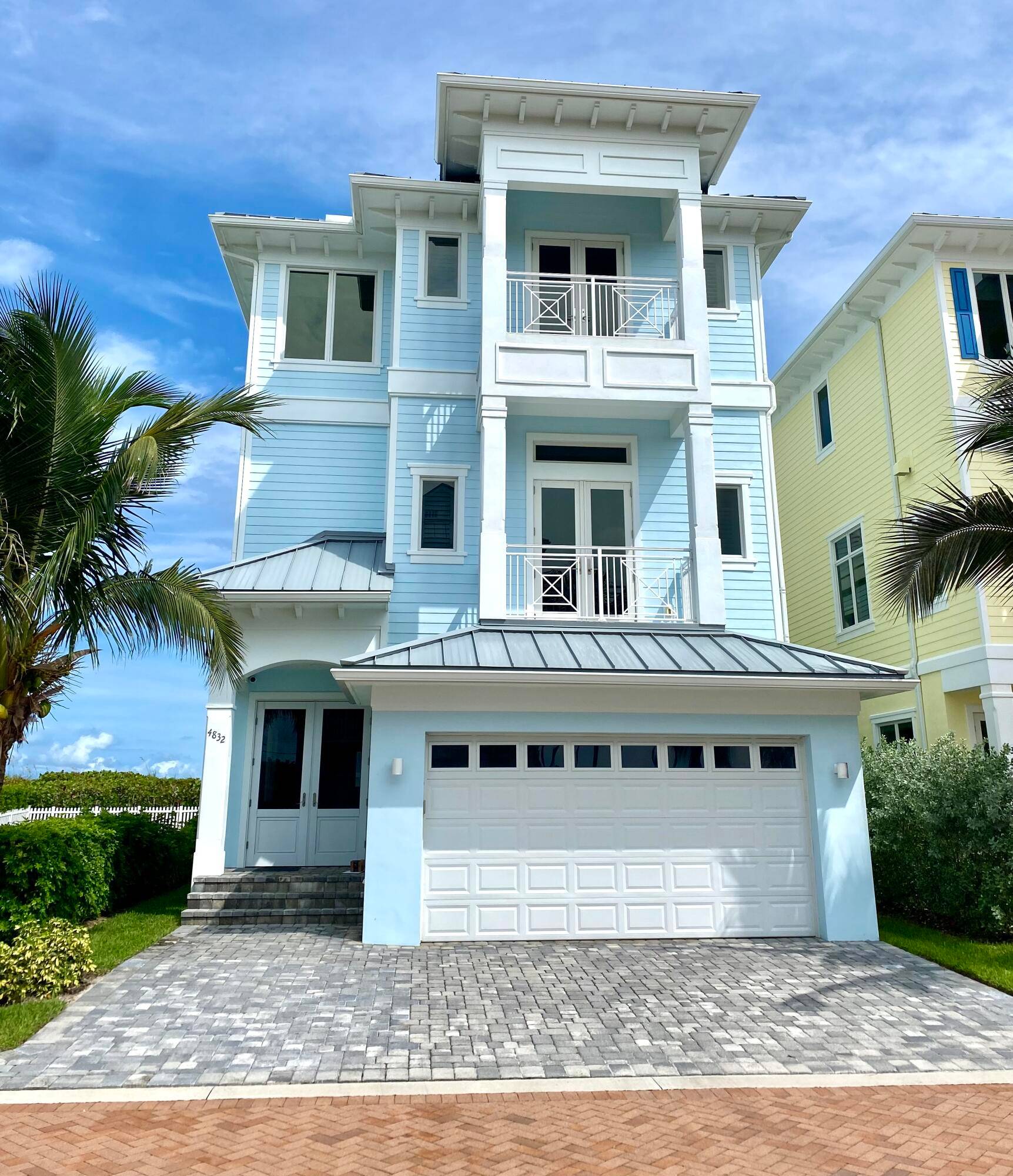 Welcome to your OCEANFRONT PARADISE on S.