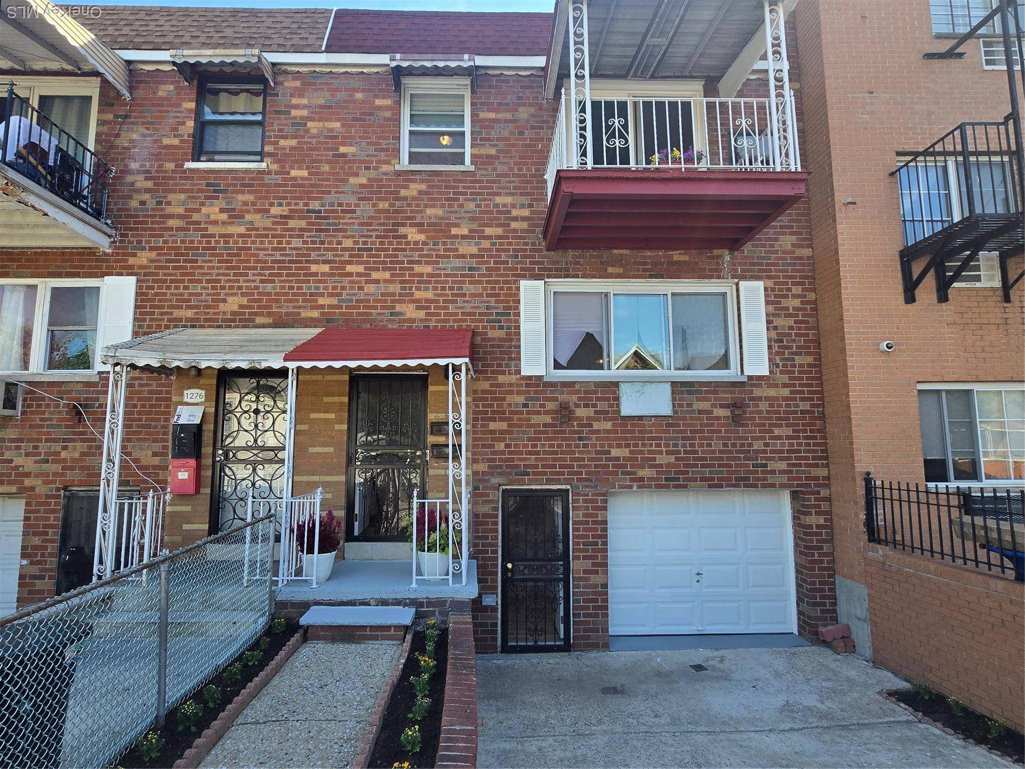 Recently renovated with keen attention to details !