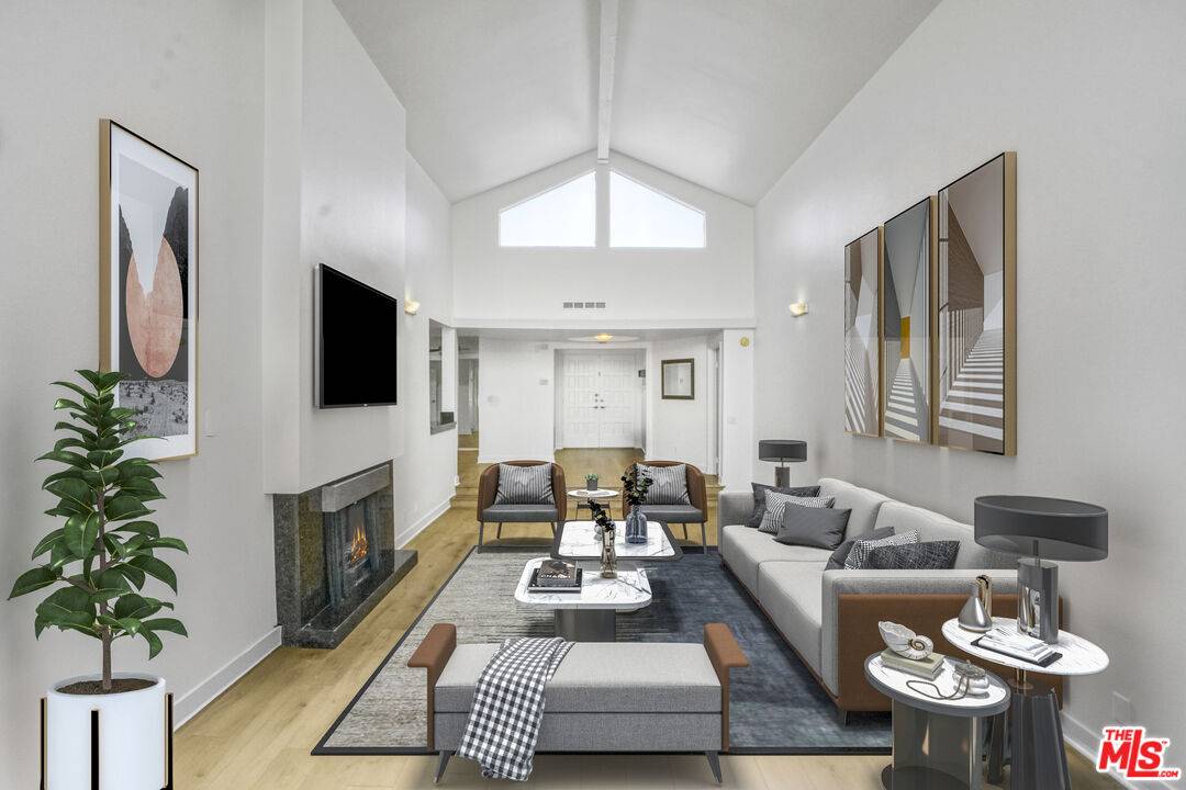 1531 Camden Ave 2BR Beverlywood La