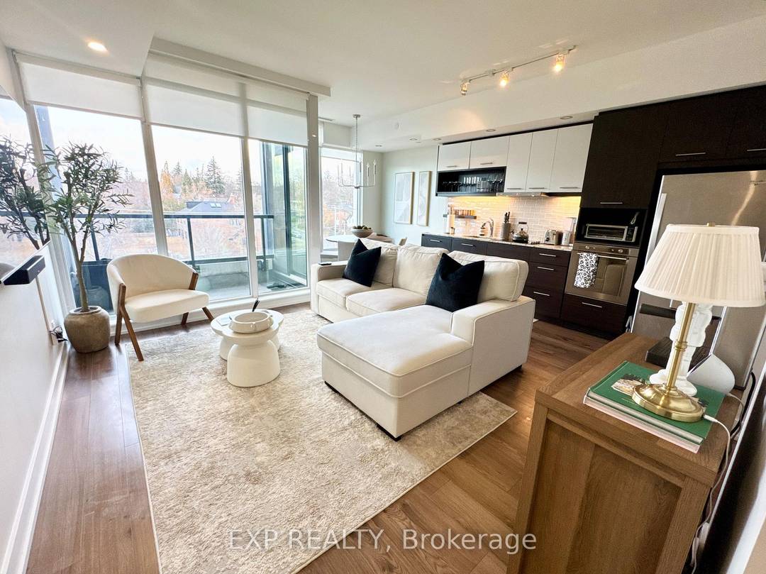 Beautiful and bright 1 Bedroom Den suite in a boutique low rise building in the highly sought after Humewood Cedarvale community Toronto C03.