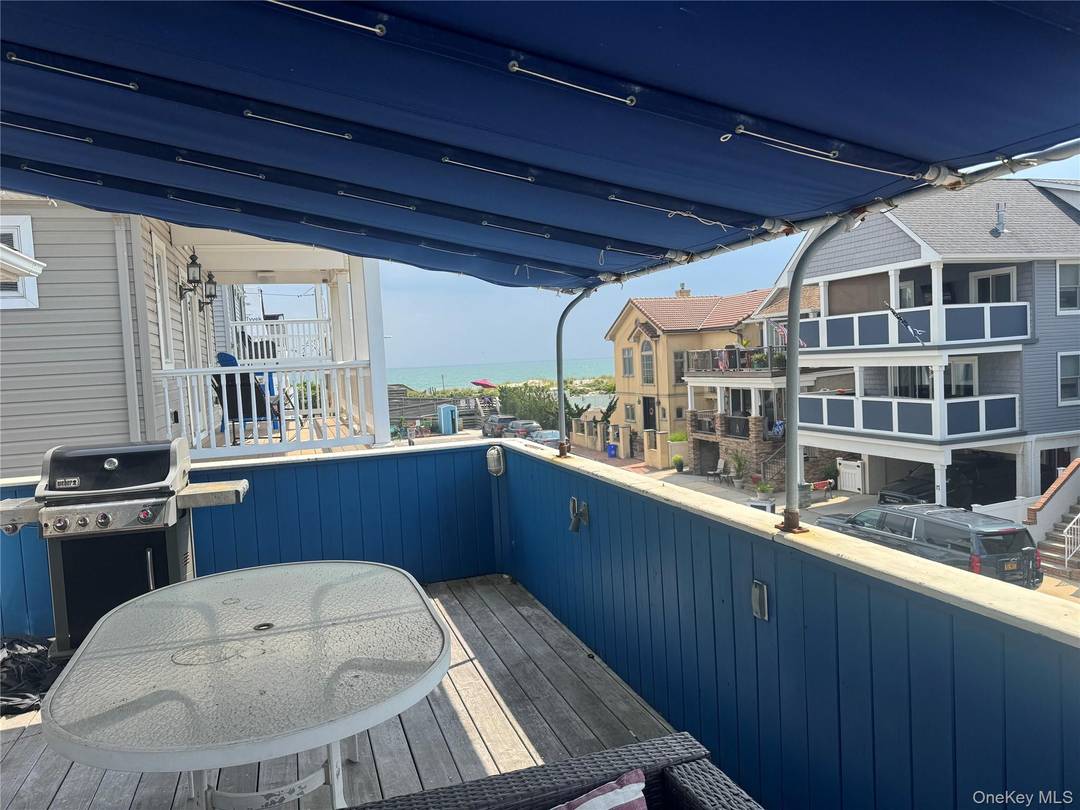FURNISHED or UNFURNISHED West End Beachside Rental with Ocean Views amp ; Sunset Deck Enjoy the ultimate beach getaway in this furnished second floor apartment, perfectly located in the heart ...