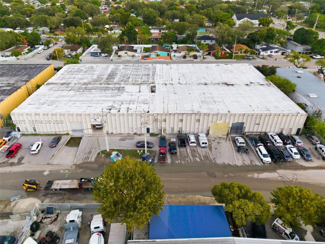 2275 NW 150th Street is a 46, 986 SF multi tenant industrial warehouse situated on a 60, 113 SF 1.