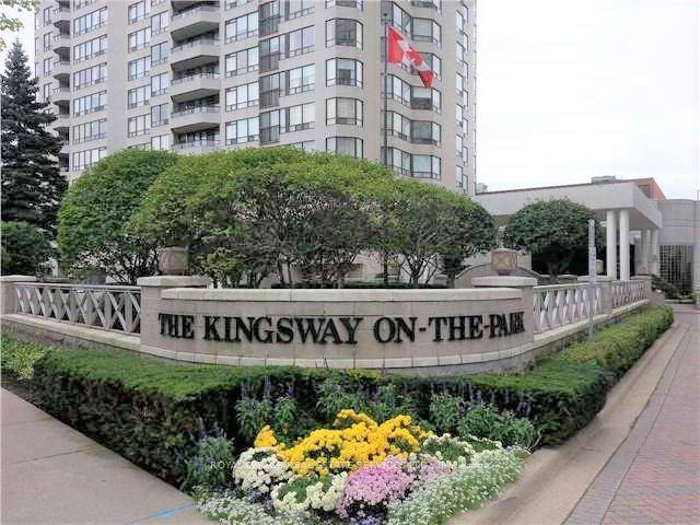 This 785 Sq Ft sun filled, large one bedroom lake view unit in the prestigious Kingsway on the Park.
