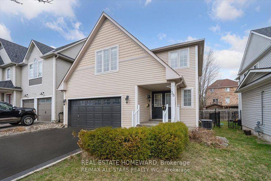 Gorgeous 3 Bedroom 3 Bathroom 2 Storey Family Home Located In Desirable Simcoe Landing, Just Minutes To Beautiful Lake Simcoe With Convenient Access To Hwy 404 !