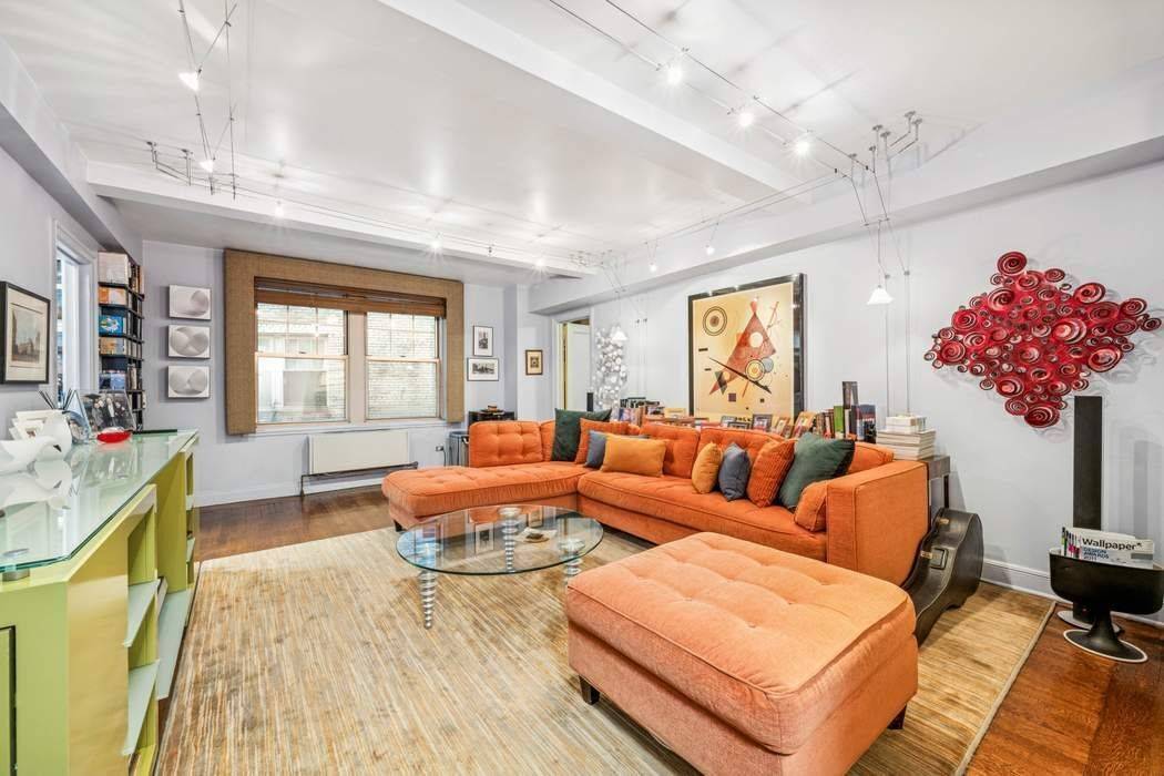 Apartment 2D is the only one bedroom of its kind in this full service Bing amp ; Bing cooperative at 2 Horatio Street.