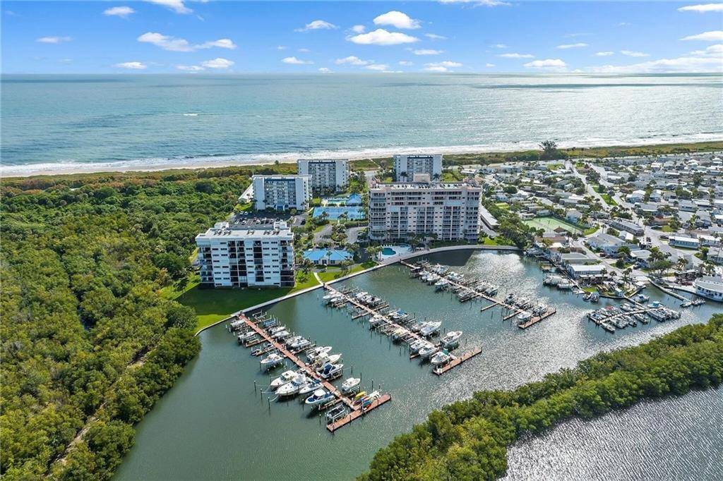Furnished Ocean View Penthouse !