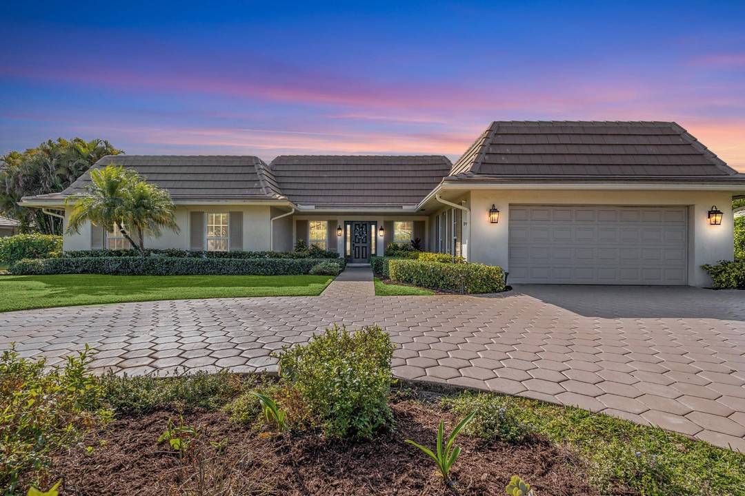 Beautifully renovated 4BR 3BA home located on the 12th hole in Delray Dunes Golf amp ; Country Club.