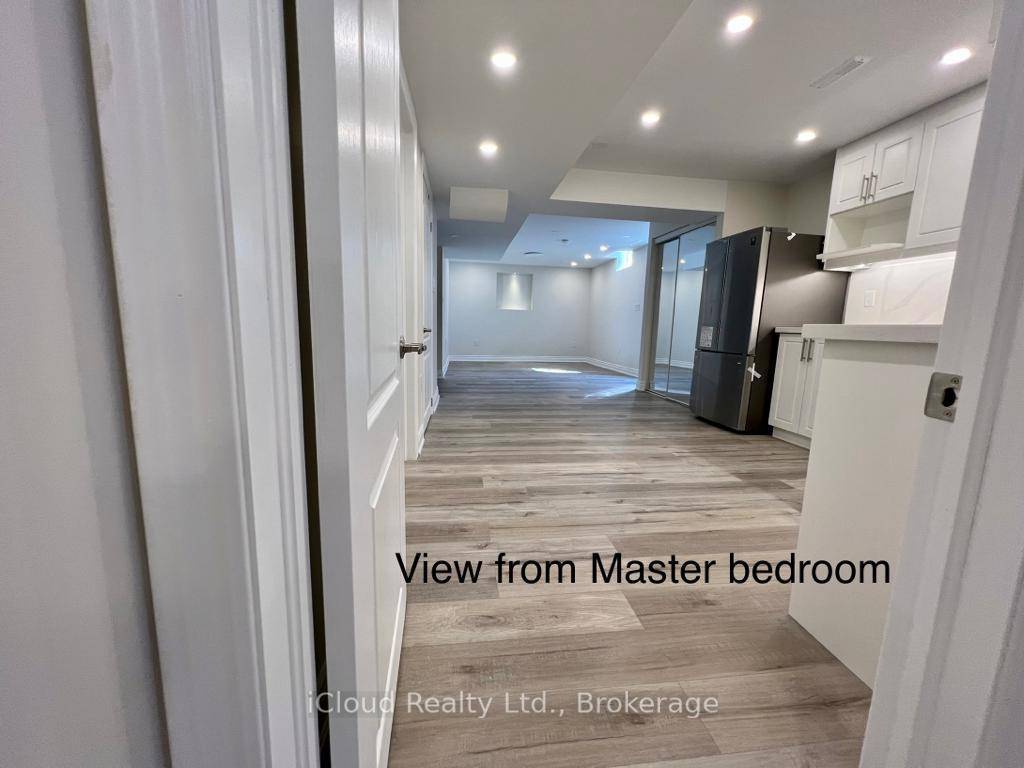 Available for lease starting November 1st, this charming two bedroom legal basement apartment is located in the desirable Beaty neighbourhood.