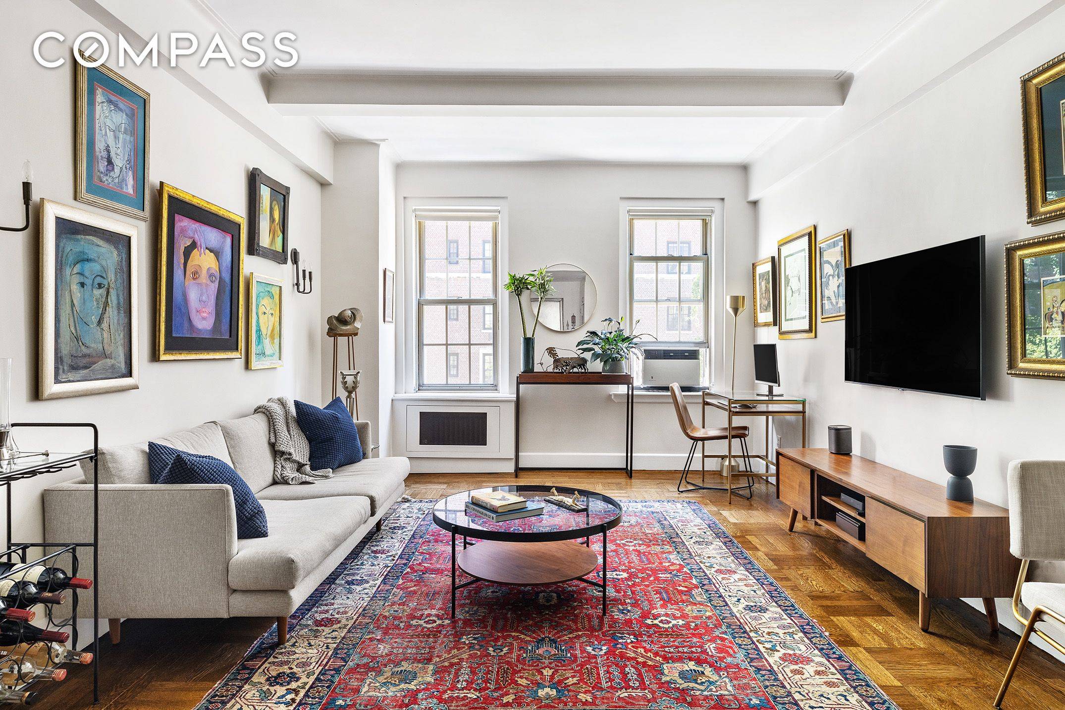 Price Improvement OPEN HOUSE Friday, 11 30AM 12 00PM One bedroom beauty in the heart of Greenwich Village !