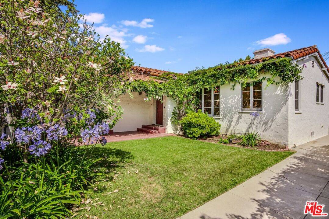 10514 Rochester Ave 3BR Westwood La