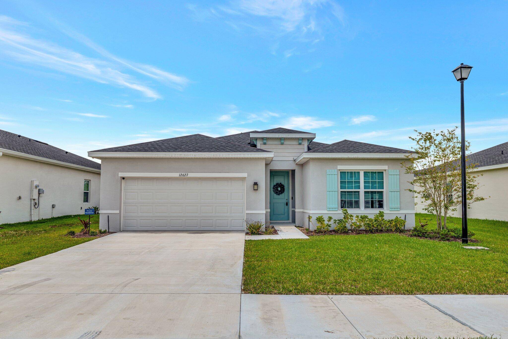 Welcome to Central Park just 15 minutes to beautiful beaches and close to top golf courses, shopping, and dining.