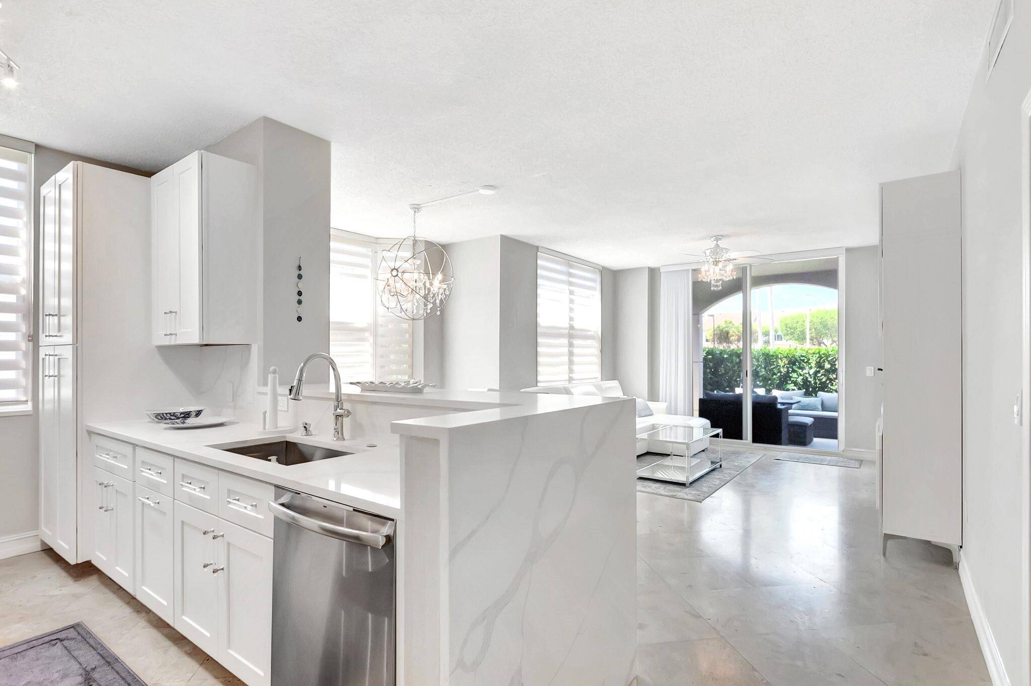 Renovated, furnished 2 2 split floor plan, 9ft ceilings, corner unit 1st floor, outdoor seating area, gated resort community on intracoastal w private beach 24hr security.