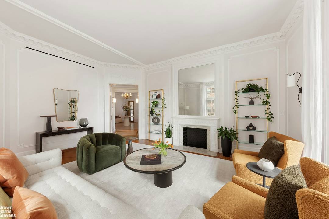 Introducing Apartment 5H at The Apthorp an exquisite 4 bedroom, 3 bathroom residence located at one of Manhattan's most prestigious landmark.