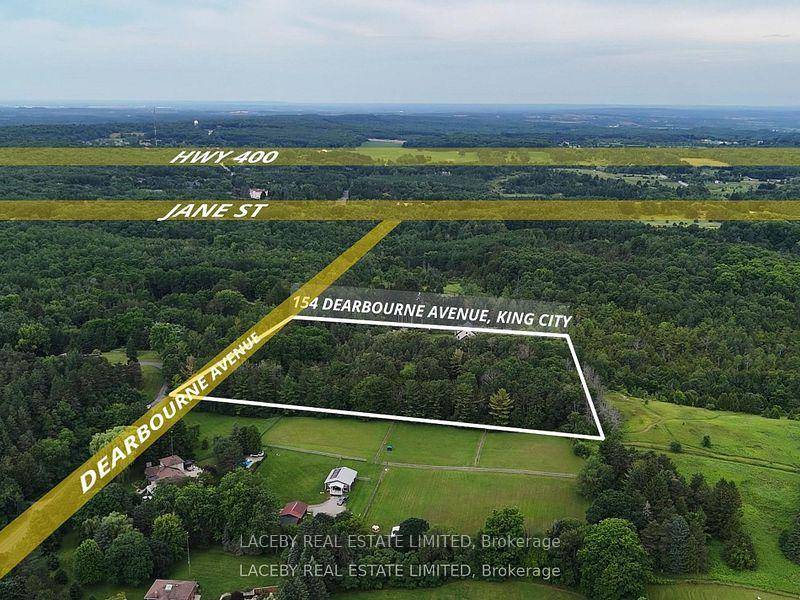 4. 5 acres A prestigious address.