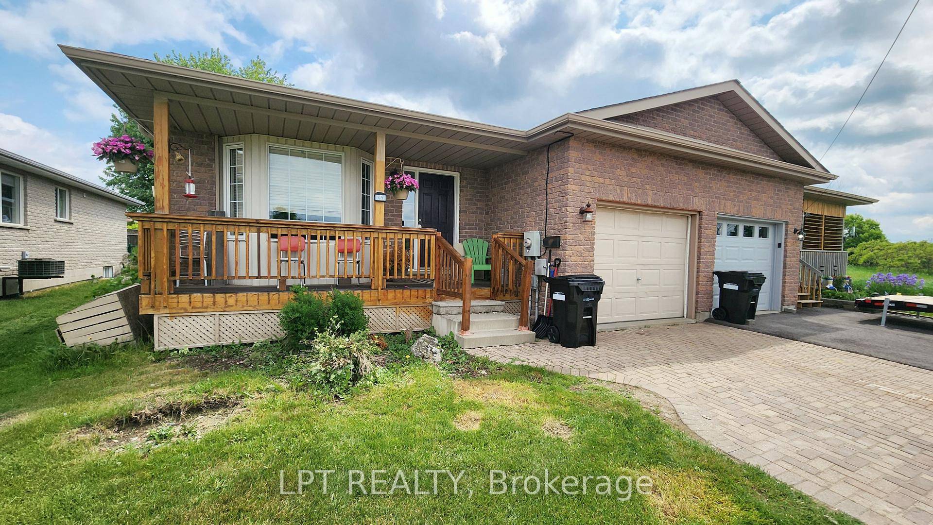 Are You Looking For A Charming, Move in ready Bungalow With Space To Grow And A Peaceful Lifestyle ?