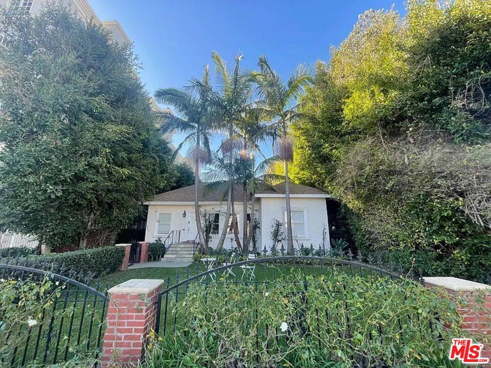 1030  4th St 1.0 Santa Monica LA