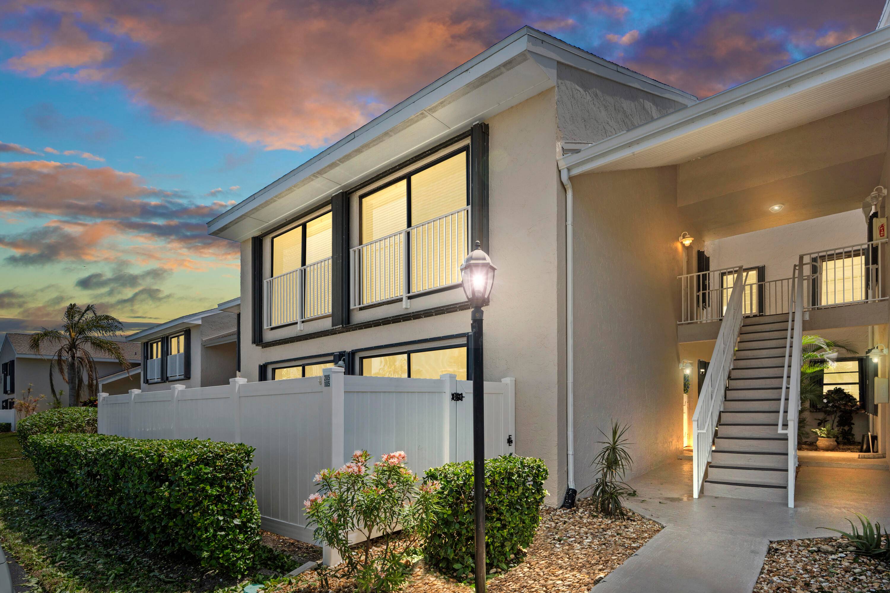 Discover the North Hutchinson Island way of life !