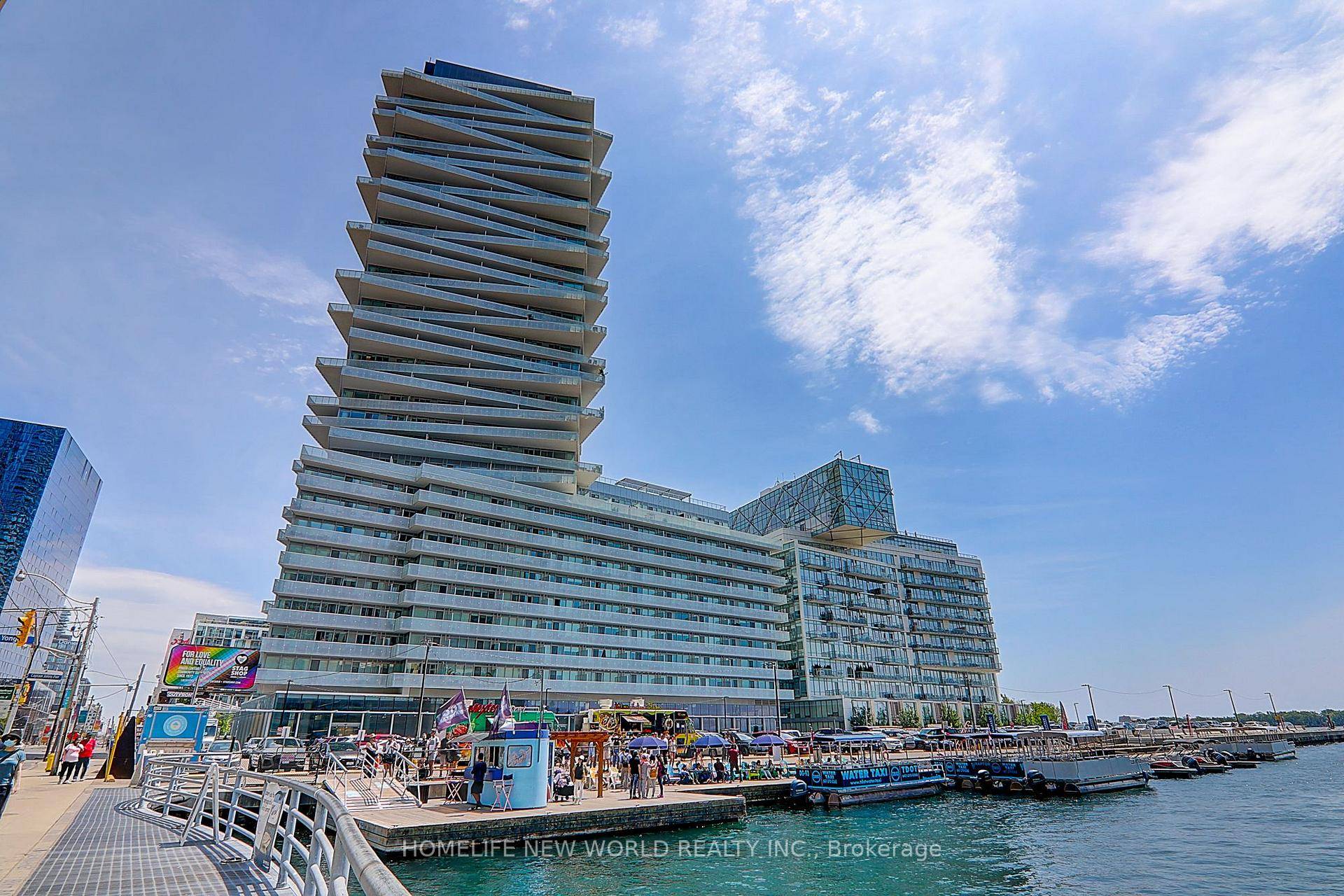 Stunning Luxury Condo At The Prestigious Lake Front Tower Pier 27 ; Spaciou 1 Bedroom 583 Sqf 105 Sqf Balcony, This Suite Features Unobstructed Lake Views from Balcony ; Designer ...