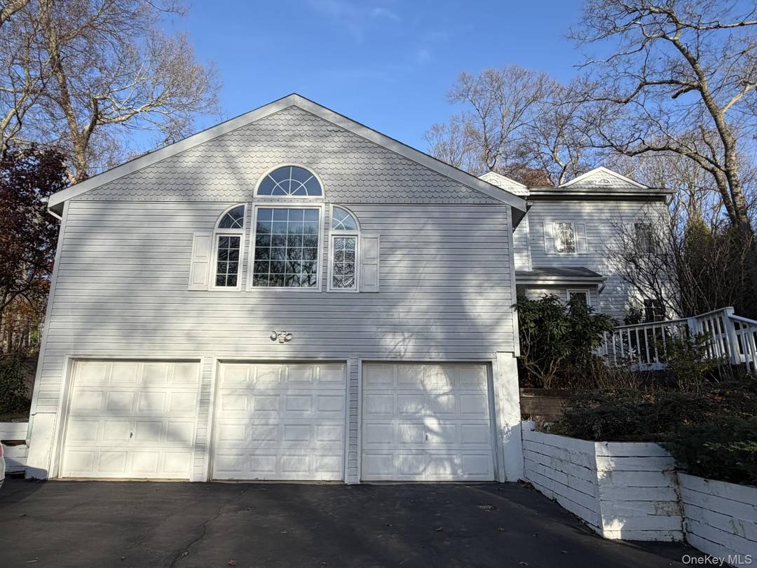 This stunning Huntington Harborfields Colonial is nearly ready to begin showing, and it truly offers an exceptional opportunity in one of the area s most desirable locations.