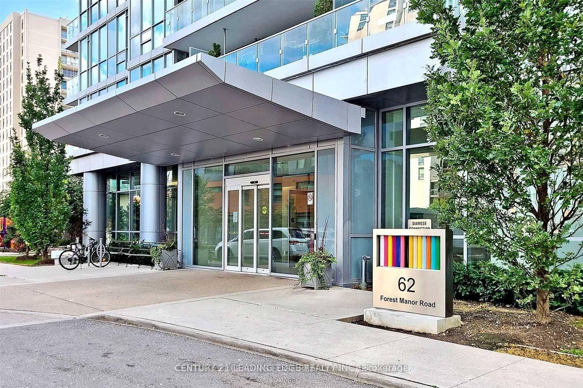 Bright 1 1 Bedroom Condo Breathtaking View Of The South In The Dream Tower At Emerald City.