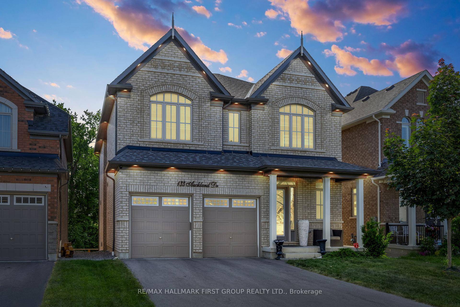 Welcome to 133 Auckland Drive, a stunning Arista built home over 3000 sq nestled in the prestigious Admiral area of Rural Whitby.