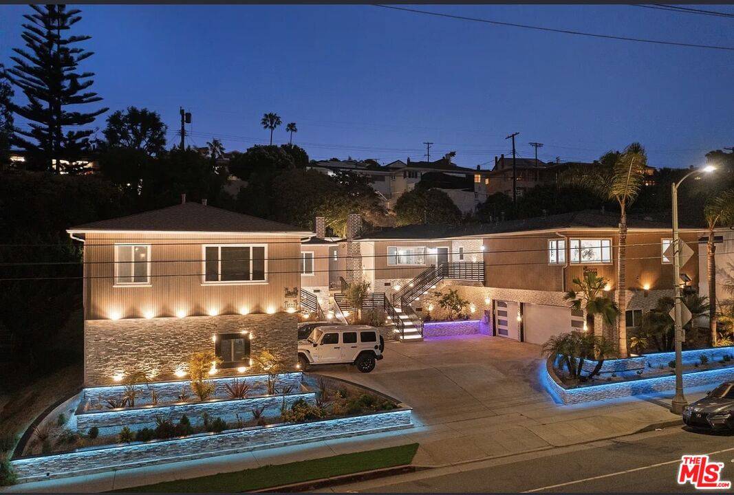 8222   Pershing Dr 5BR Playa Del Rey La