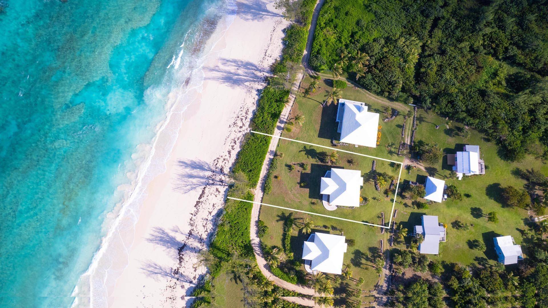 CONCH SHELL OCEAN FRONT Single Family Home Abaco